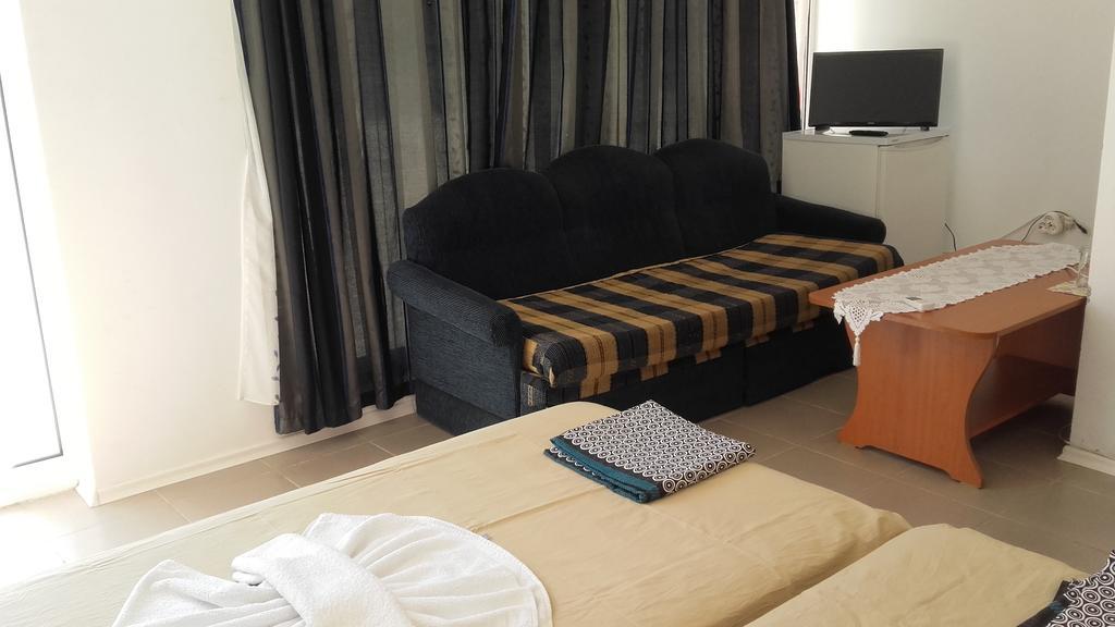 Global Ville Apartcomplex Sunny Beach Esterno foto