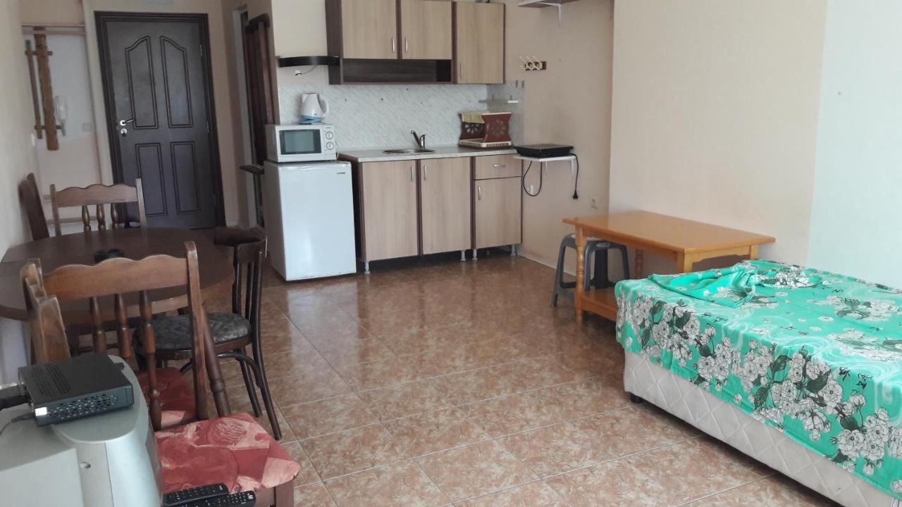 Global Ville Apartcomplex Sunny Beach Esterno foto