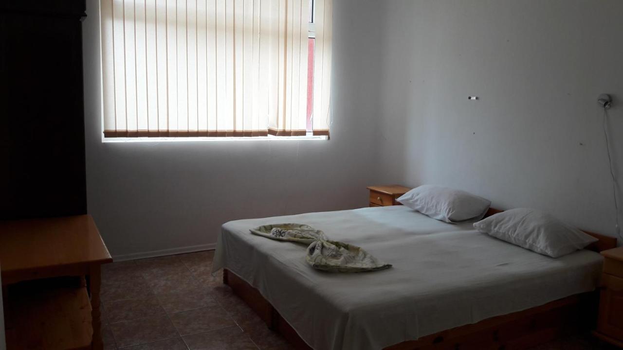 Global Ville Apartcomplex Sunny Beach Esterno foto