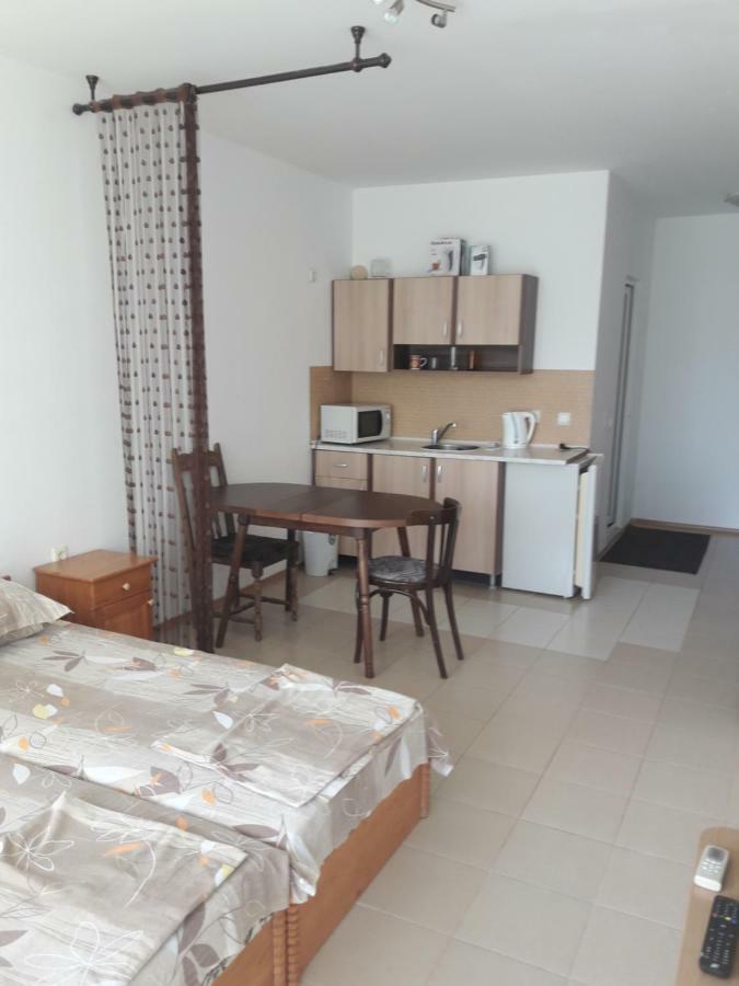 Global Ville Apartcomplex Sunny Beach Esterno foto