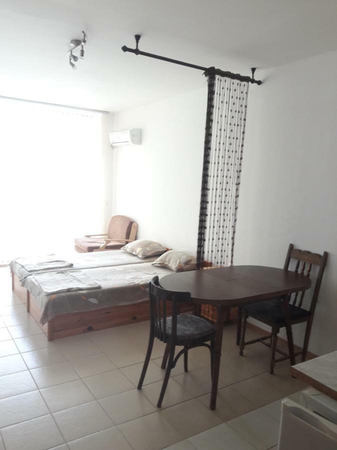 Global Ville Apartcomplex Sunny Beach Esterno foto